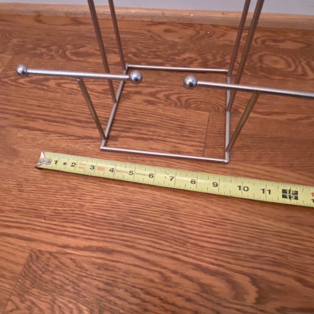 Jewelry stand - Picture 2 of 4